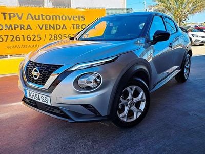 Usado Nissan Juke N-Connecta 114 HP (83 kW) 2021 Cinzento SUV