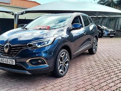 Usado Renault Kadjar Intens 115 HP (84 kW) 2020 Cinza escuro SUV