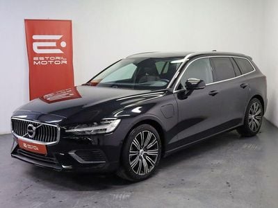 Preto Usado 2019 Volvo V60 Inscription Carrinha | € 27.500 (Preço justo)