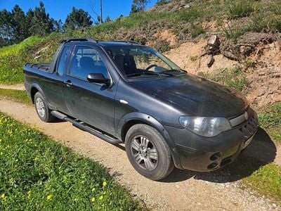 Usado Fiat Strada 85 HP (62 kW) 2008