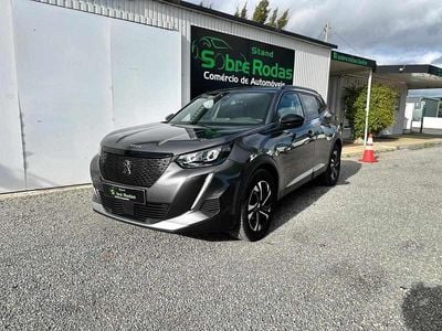Cinzento Usado 2022 Peugeot 2008 Active SUV | € 18.900 (Preço justo)