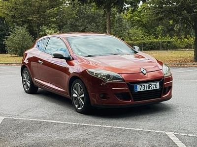 Vermelho Usado 2009 Renault Mégane Coupé Coupé | € 7.000