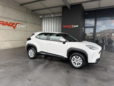 Branco Novo 2025 Toyota Yaris Hybrid | € 28.990 (Preço elevado)