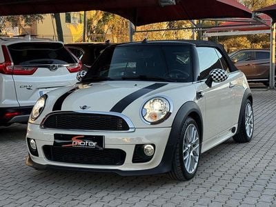 Usado Mini Cooper D Cabriolet 112 HP (82 kW) 2015 Branco Cabrios