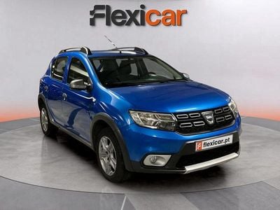 Usado Dacia Sandero Stepway 90 HP (66 kW) 2017 Azul