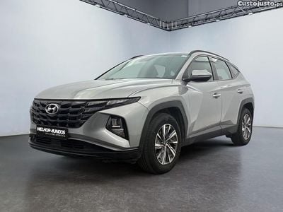 Cinza Usado 2022 Hyundai Tucson SUV | € 23.990 (Preço justo)