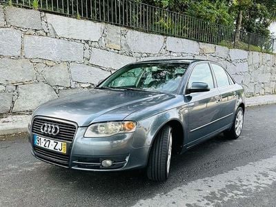 Usado 2005 Audi A4 Sedan | € 3.600 (Bom preço)