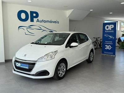 Branco Usado 2020 Peugeot 208 Active Citadino | € 11.950 (Super Preço)