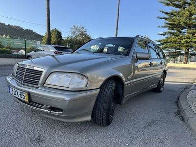 Mercedes C220