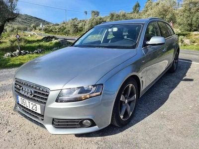 Usado Audi A4 Business 136 HP (100 kW) 2011 Cinza escuro Carrinha