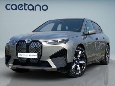 Usado BMW iX 239 kW (326 HP) 2024 Cinza SUV