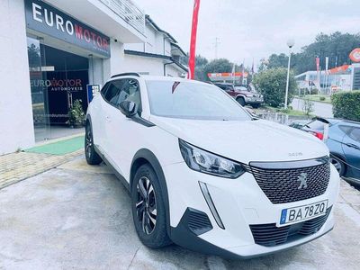 Usado Peugeot 2008 Allure 102 HP (75 kW) 2023 Branco SUV