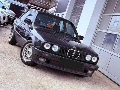 Usado BMW 318 Performance 115 HP (84 kW) 1988 Coupé