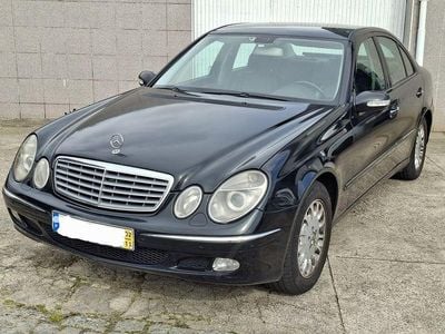 Usado Mercedes E270 170 HP (125 kW) 2002 Sedan