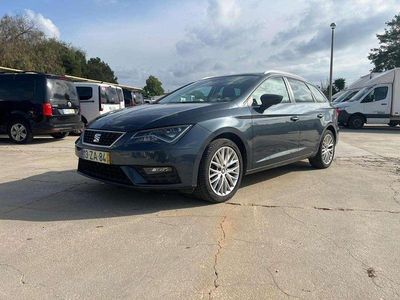 Usado Seat Leon ST 115 HP (84 kW) 2019 Cinzento Carrinha
