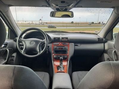 Mercedes C220
