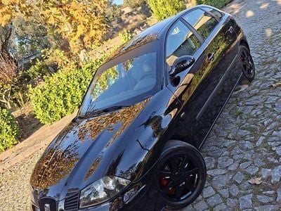 Usado 2004 Seat Ibiza Sedan | € 4.200 (Caro)