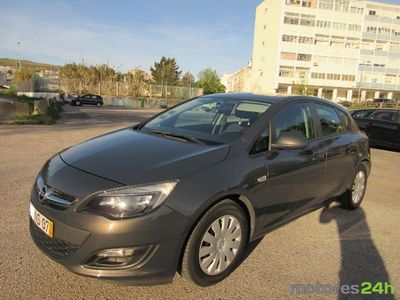 usado Opel Astra 1.3 CDTi Executive S/S 104g