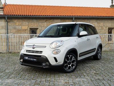 Branco Usado 2015 Fiat 500L Lounge Monovolume | € 7.990 (Preço justo)