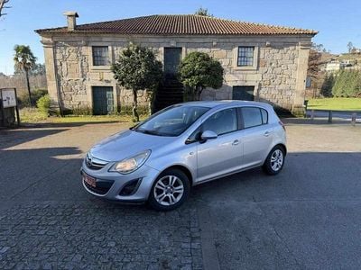 Usado Opel Corsa 90 HP (66 kW) 2011 Cinzento Citadino