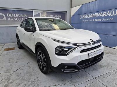 Branco Usado 2024 Citroën e-C4 Feel Citadino | € 31.000