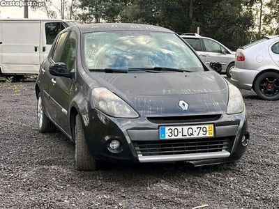 Renault Clio II