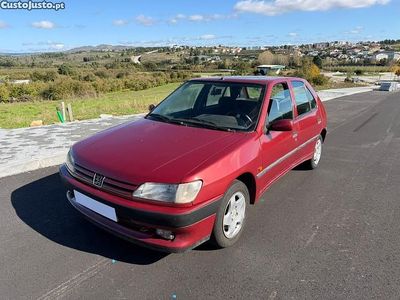 Vermelho Usado 1995 Peugeot 306 | € 1.500