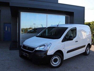 Branco Usado 2016 Peugeot Partner Monovolume | € 12.950 (Caro)