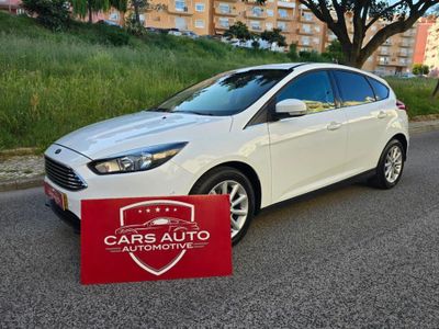 usado Ford Focus 1.5 TDCi DPF S&S Titanium