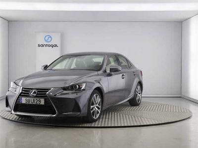 Lexus IS300h