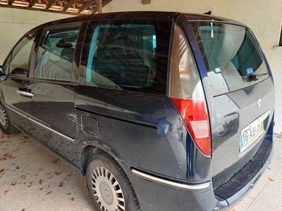 Usado 2005 Lancia Phedra Monovolume | € 4.000