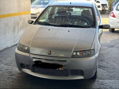 Usado Fiat Punto Abarth 75 HP (55 kW) 2000 Citadino