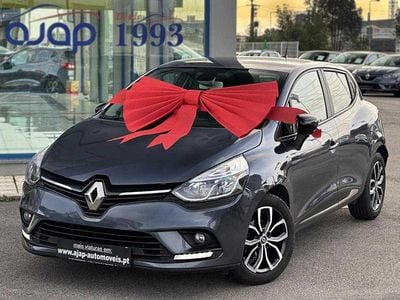 Cinzento Usado 2020 Renault Clio V | € 12.970 (Preço justo)