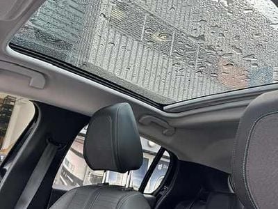 Preto Usado 2020 Peugeot e-208 Allure Citadino | € 14.650 (Preço justo)