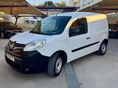 Branco Usado 2019 Renault Kangoo Monovolume | € 11.900 (Preço elevado)