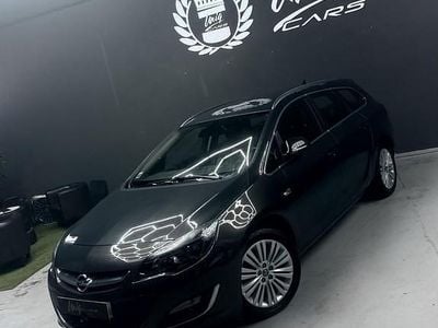 Usado Opel Astra Cosmo 100 HP (73 kW) 2015 Cinza Carrinha