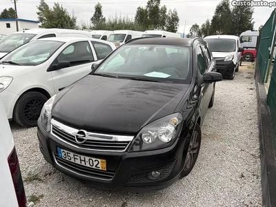 Usado Opel Astra Cosmo 125 HP (91 kW) 2008 Preto Sedan