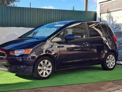 Azul Usado 2013 Mitsubishi Colt Citadino | € 5.600 (Preço justo)