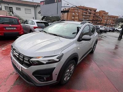 Usado Dacia Sandero 91 HP (66 kW) 2023 Cinzento Citadino