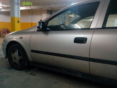 usado Opel Astra 1.7 DTi Club