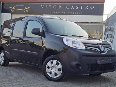 Usado Renault Kangoo Business 90 HP (66 kW) 2018 Preto Monovolume