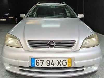 Usado 2004 Opel Astra Selection Sedan | € 1.770 (Bom preço)