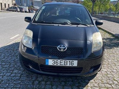 Usado 2008 Toyota Yaris Sedan | € 3.900 (Preço justo)