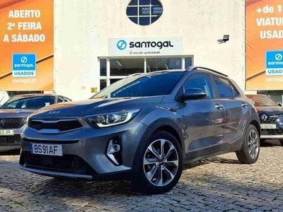 Cinzento Usado 2025 Kia Stonic SUV | € 19.990 (Preço justo)