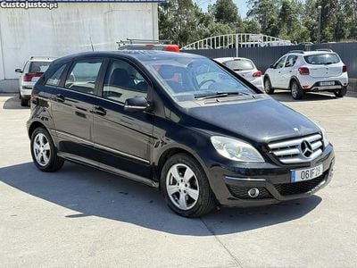 Mercedes B180