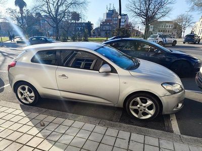 Usado 2008 Kia Ceed Citadino | € 4.200