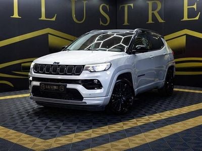 Cinzento Usado 2022 Jeep Compass SUV | € 25.900 (Preço justo)