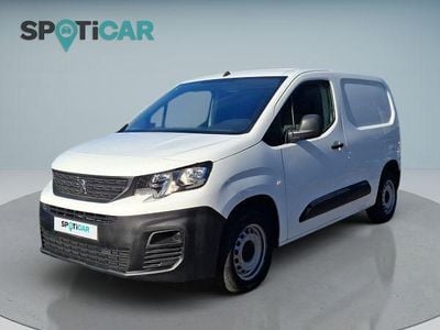 Branco Usado 2021 Peugeot Partner Monovolume | € 14.690 (Preço justo)
