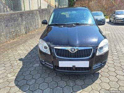 Usado Skoda Fabia 72 HP (52 kW) 2008 Preto Citadino