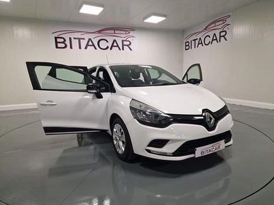 Usado Renault Clio IV Zen 75 HP (55 kW) 2017 Branco